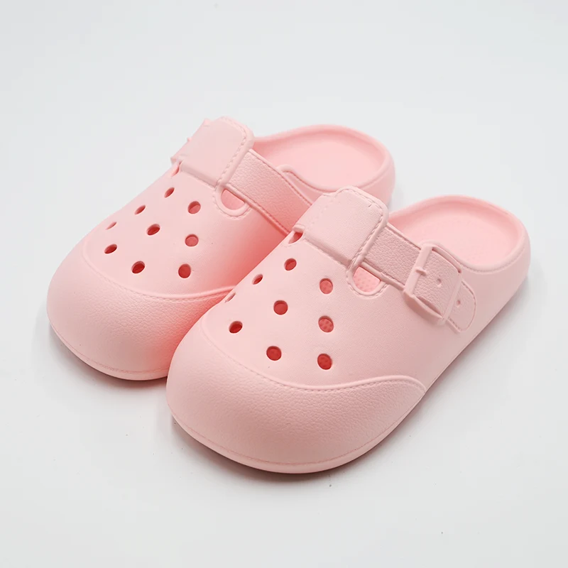 Flip Flops vs. snímky: výber pravej letnej obuvi